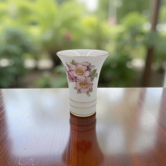 Schumann Arzberg Briar Rose Vase Bavaria Germany Gold Trim Porcelain 1950s - Picture 1 of 9